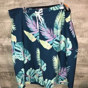 Men’s swim trunks